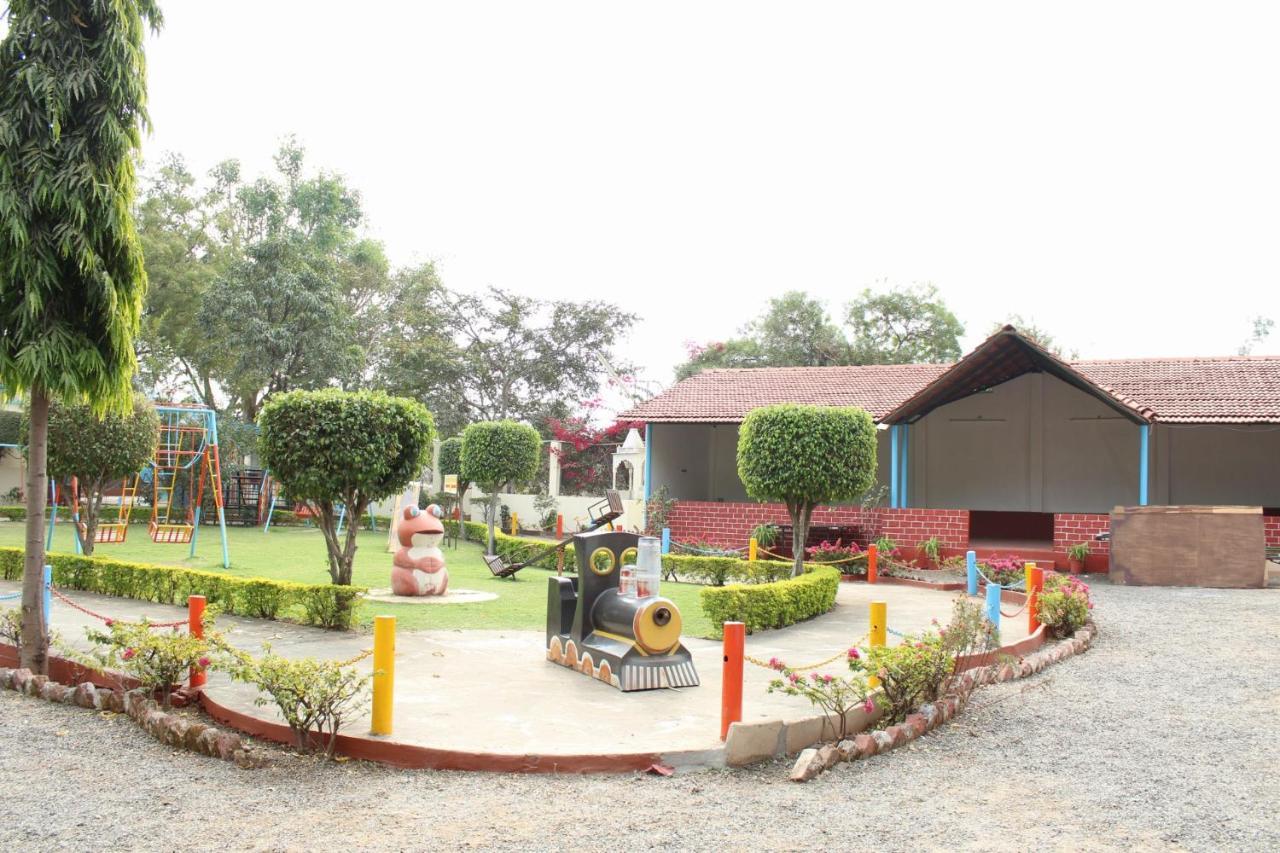 Fun And Food Resort & Holidays Harsola Extérieur photo