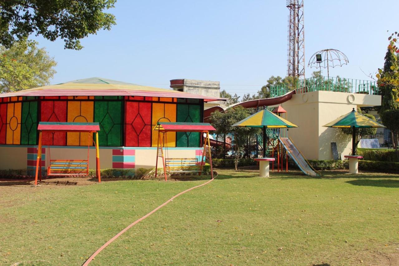 Fun And Food Resort & Holidays Harsola Extérieur photo