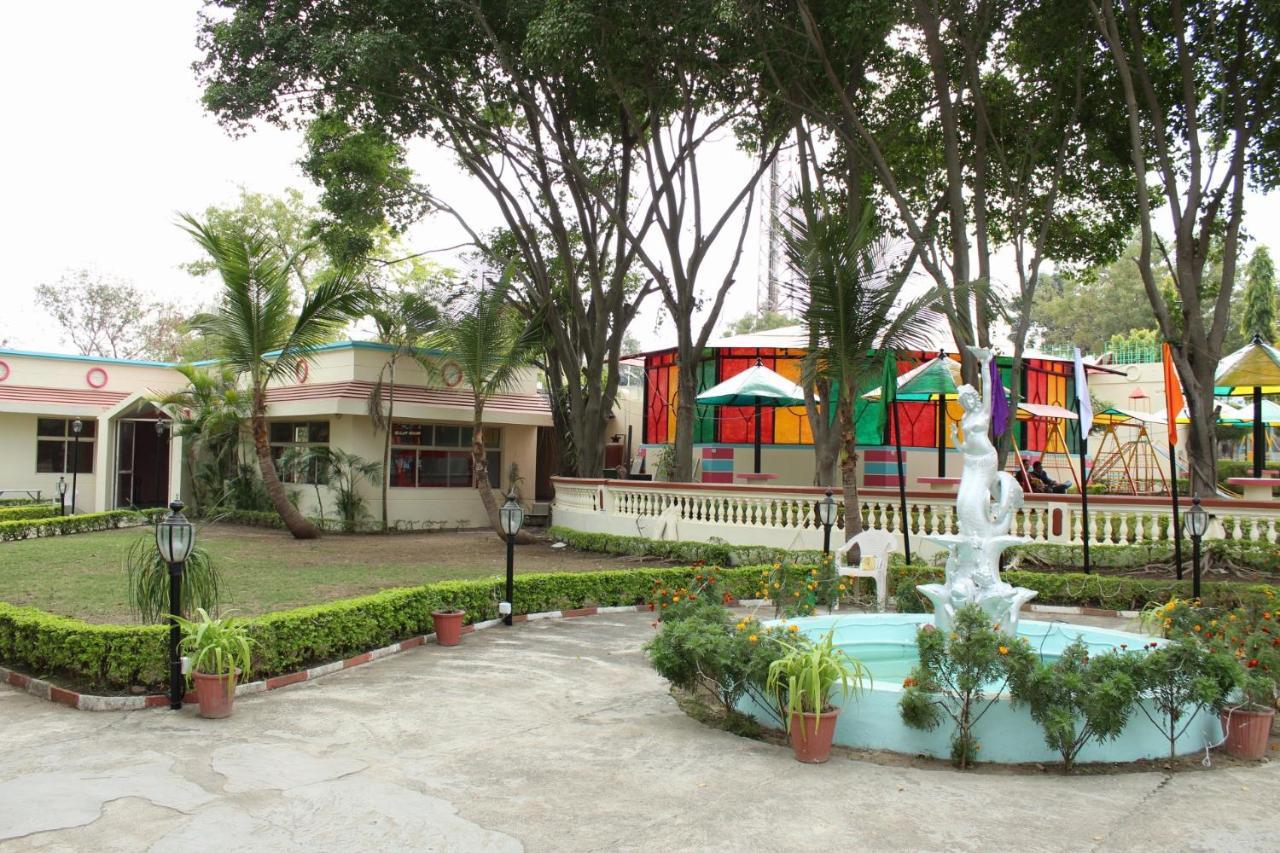 Fun And Food Resort & Holidays Harsola Extérieur photo