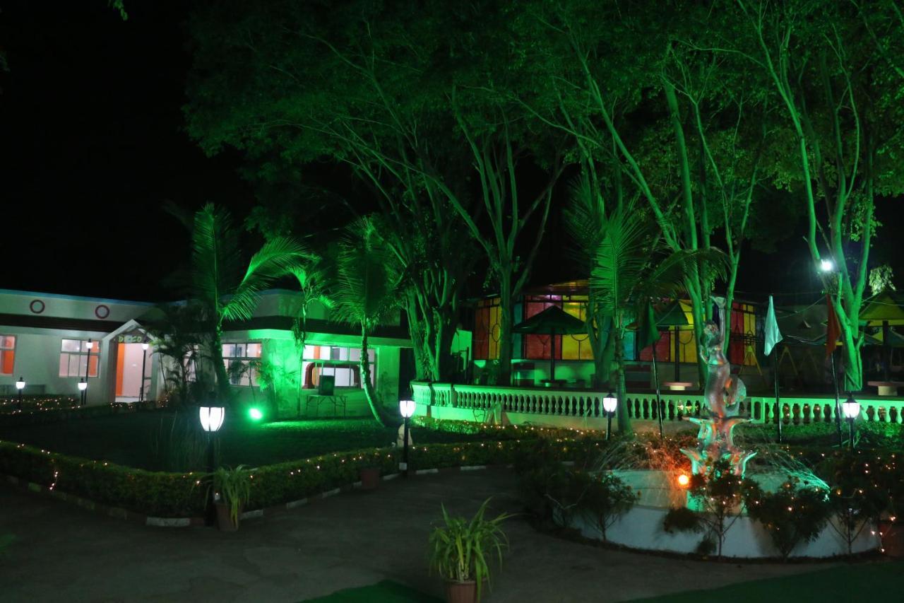 Fun And Food Resort & Holidays Harsola Extérieur photo