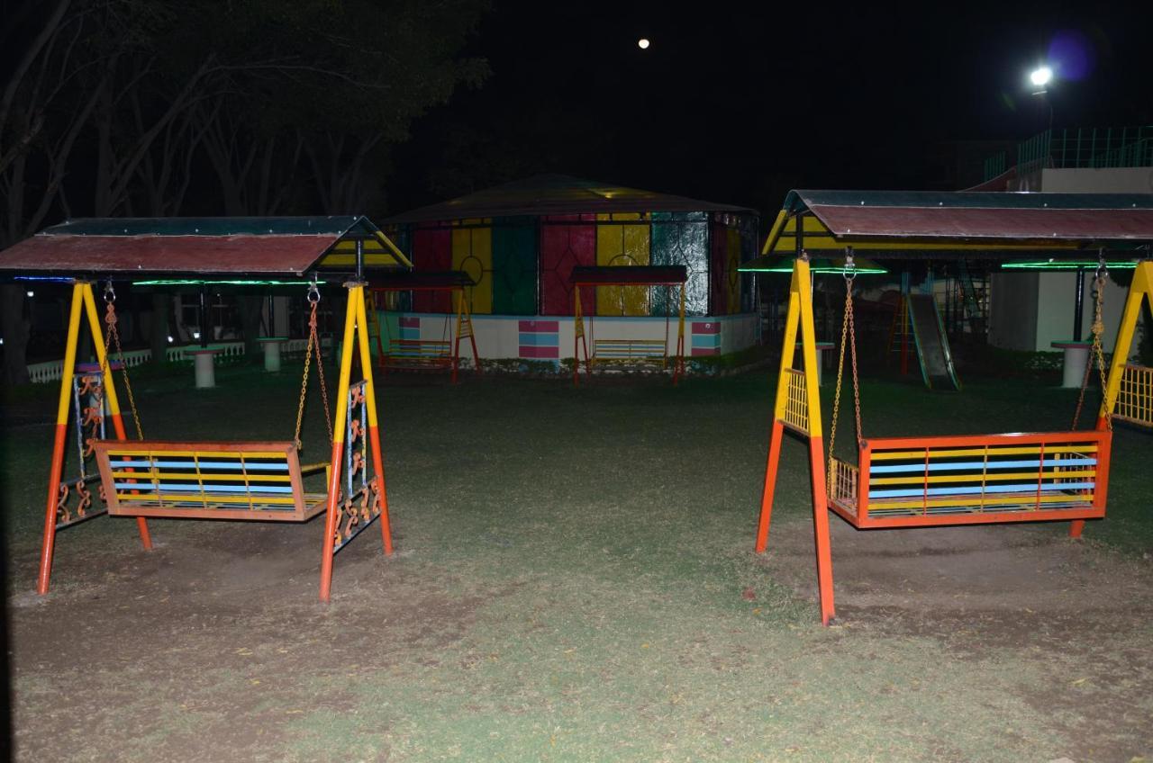Fun And Food Resort & Holidays Harsola Extérieur photo
