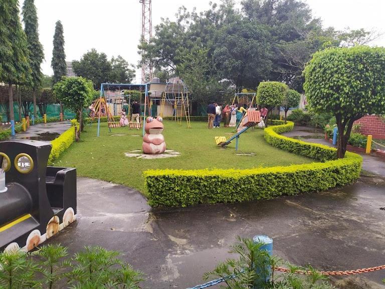 Fun And Food Resort & Holidays Harsola Extérieur photo